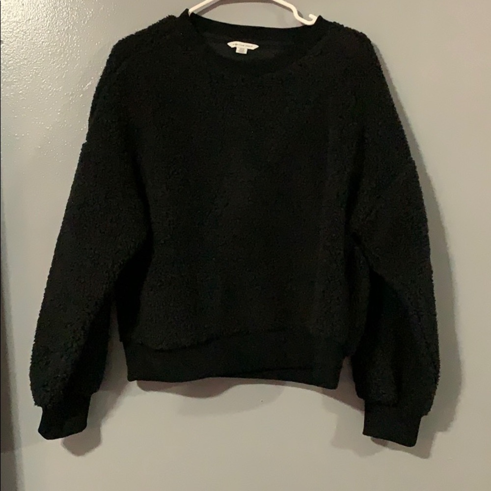 [ AMERICAN EAGLE OUTFITTERS SHERPA SWEATER ]